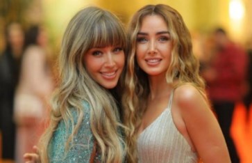 هنا الزاهد وشقيقتها 