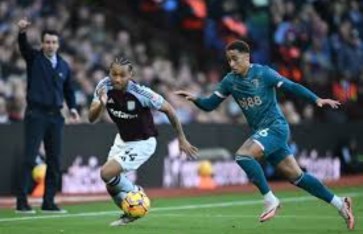 أستون فيلا بورنموث  أستون فيلا بورنموث