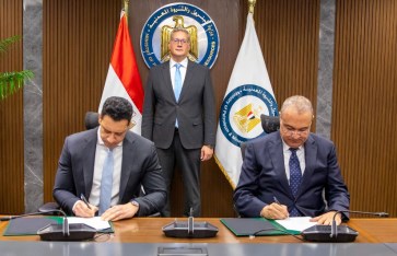 توقيع اتفاقية للتوسع فى الاستكشاف والإنتاج بحقل دسوق للغاز توقيع اتفاقية للتوسع فى الاستكشاف والإنتاج بحقل دسوق للغاز