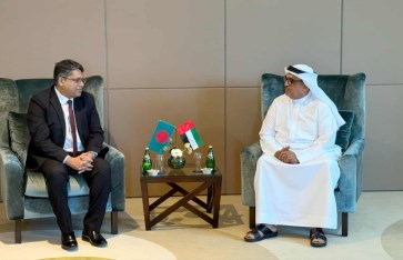 لقاء رئيس غرفة تجارة وصناعة رأس الخيمة مع قنصل بنجلاديش لقاء رئيس غرفة تجارة وصناعة رأس الخيمة مع قنصل بنجلاديش