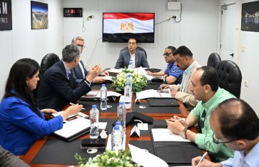 جولة رئيس الوزراء بمنجم السكرى جولة رئيس الوزراء بمنجم السكرى