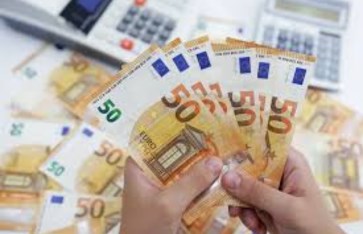 سعر اليورو مقابل الجنيه المصري اليوم الأحد 4 مايو 2025 سعر اليورو مقابل الجنيه المصري اليوم الأحد 4 مايو 2025