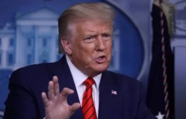 الرئيس الأمريكي دونالد ترامب الرئيس الأمريكي دونالد ترامب