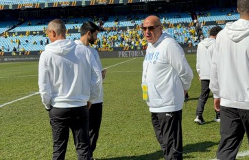 لاعبو بيراميدز يعاينون لاعبو بيراميدز يعاينون