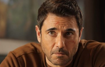 أحمد عز  أحمد عز