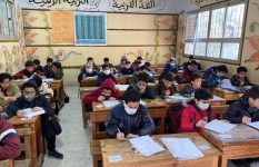 طلاب الصف السادس الابتدائي 