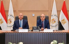 الدكتور هاني سويلم وزير الري - والفريق كامل الوزير 