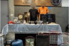 لصوص متهمين  لصوص متهمين