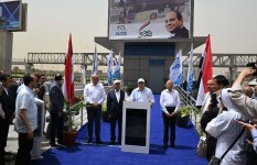 رئيس الوزراء يتفقد التشغيل التجريبى لمشروع الاتوبيس الترددى  رئيس الوزراء يتفقد التشغيل التجريبى لمشروع الاتوبيس الترددى