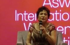 الفنانة لبلبة