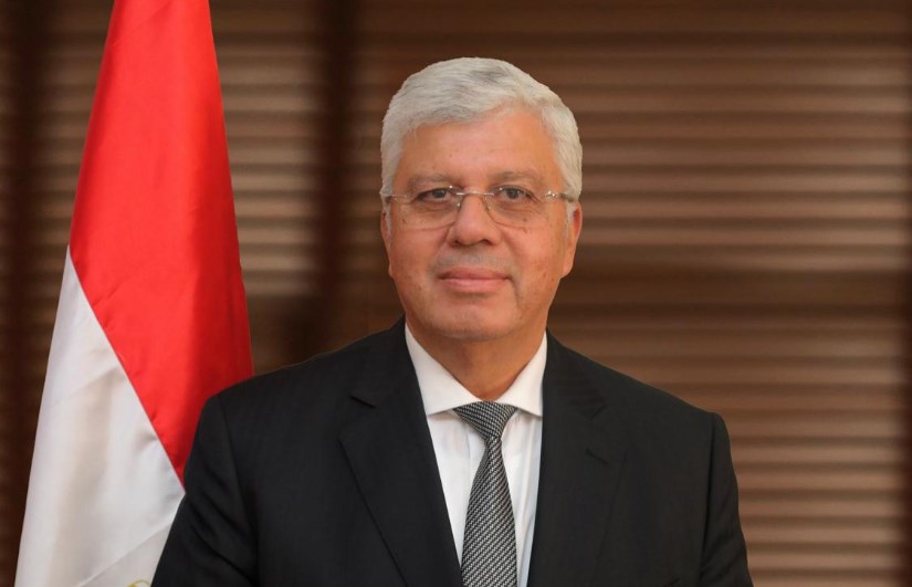 د. أيمن عاشور د. أيمن عاشور
