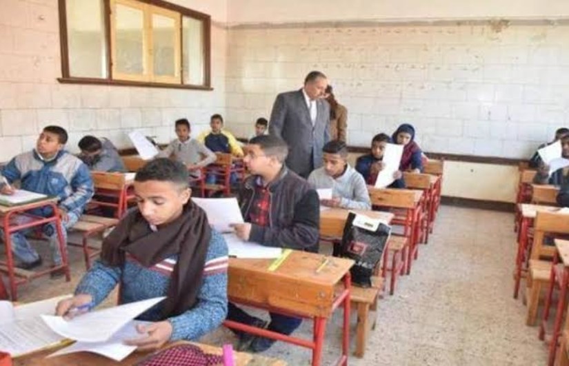 طلاب الصف الثالث الإعدادي طلاب الصف الثالث الإعدادي
