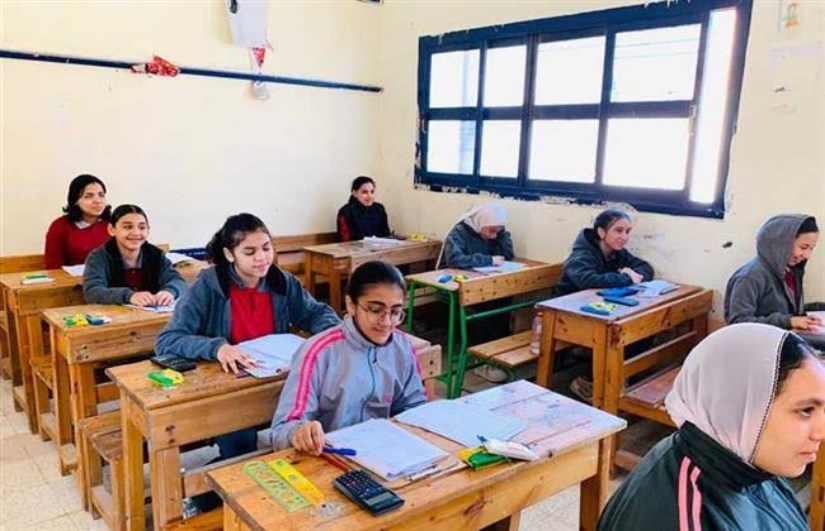 طلاب الصف الثالث الإعدادي طلاب الصف الثالث الإعدادي