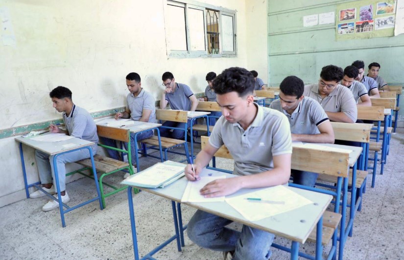 طلاب المرحلة الثانوية طلاب المرحلة الثانوية