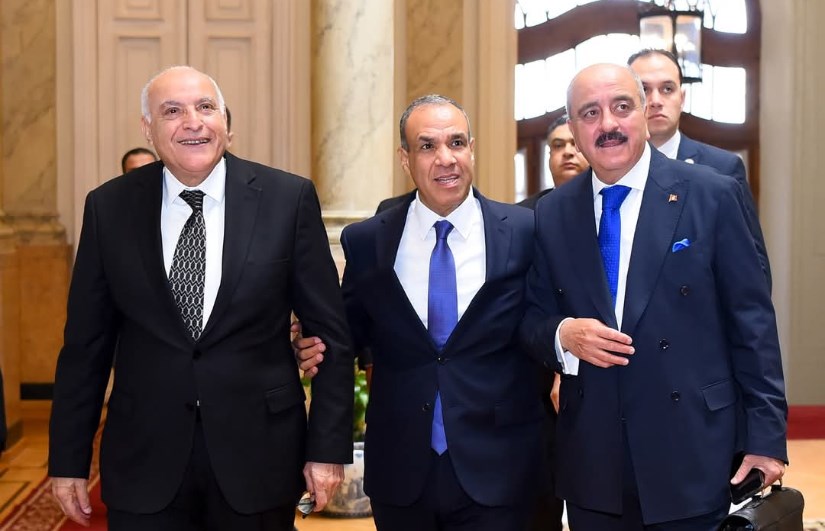 وزير الخارجية مع نظيريه الجزائري والتونسي وزير الخارجية مع نظيريه الجزائري والتونسي