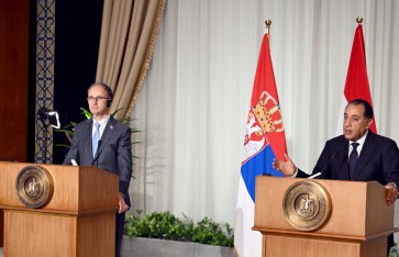 مؤتمر صحفى مشترك بين رئيس الوزراء ونظيره الصربى مؤتمر صحفى مشترك بين رئيس الوزراء ونظيره الصربى