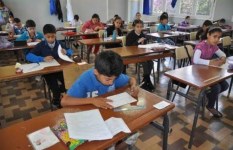 طلاب المرحلة الابتدائية 