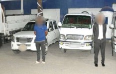 قائدي السيارات يسيرون عكس الاتجاه على الطريق الإقليمي  قائدي السيارات يسيرون عكس الاتجاه على الطريق الإقليمي