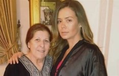 إيمي سالم ووالدته  إيمي سالم ووالدته