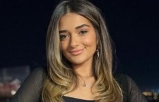 ملك أحمد زاهر  ملك أحمد زاهر
