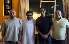 تركي آل الشيخ وفريق فيلم الفيل الأزرق  تركي آل الشيخ وفريق فيلم الفيل الأزرق