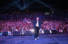 حمادة هلال  حمادة هلال