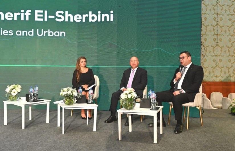 المهندس شريف الشربيني وزير الإسكان المهندس شريف الشربيني وزير الإسكان