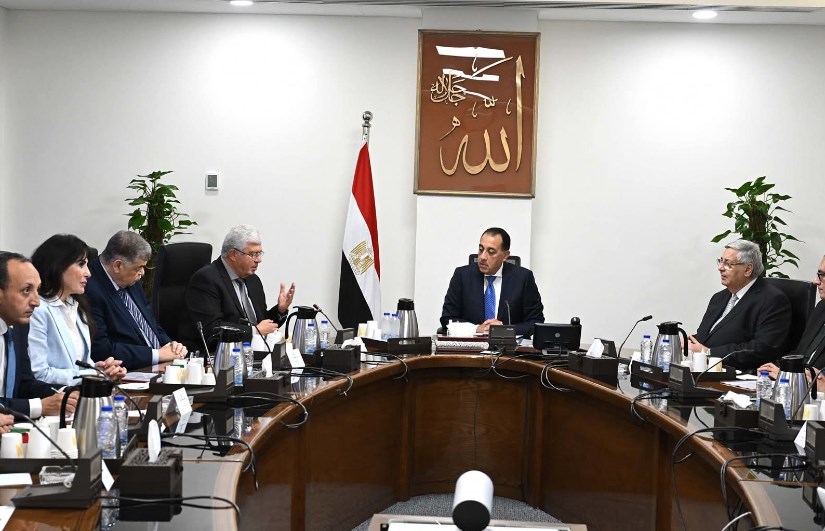 اجتماع الدكتور مصطفى مدبولي رئيس مجلس الوزراء اجتماع الدكتور مصطفى مدبولي رئيس مجلس الوزراء