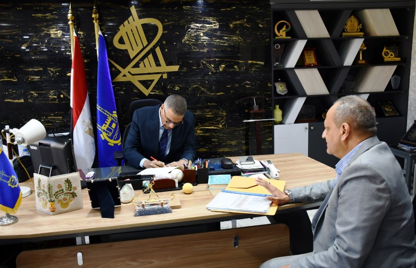 محافظ أسوان يعتمد نتيجة الشهادة الإعدادية