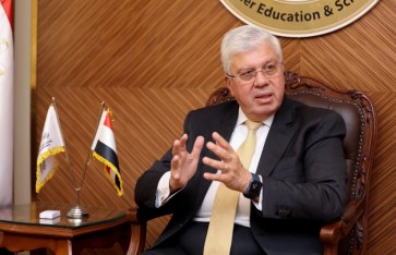 د. أيمن عاشور وزير التعليم العالي 