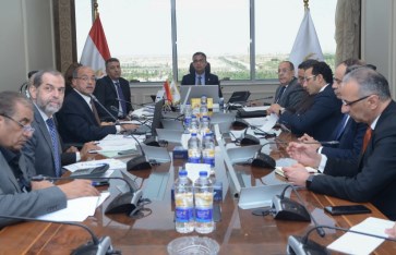 اجتماع وزير التموين مع قيادات مخابز القاهرة الكبري  اجتماع وزير التموين مع قيادات مخابز القاهرة الكبري