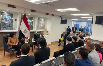 وزير الخارجية يلتقي بالجالية المصرية في نيويورك  وزير الخارجية يلتقي بالجالية المصرية في نيويورك