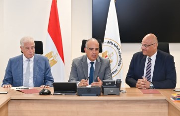 اجتماع وزير الري  اجتماع وزير الري