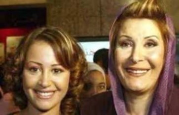 منة شلبي ووالدتها زيزي مصطفى  منة شلبي ووالدتها زيزي مصطفى