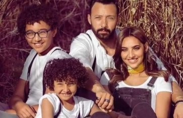 أميرة فراج مع أسرتها  أميرة فراج مع أسرتها