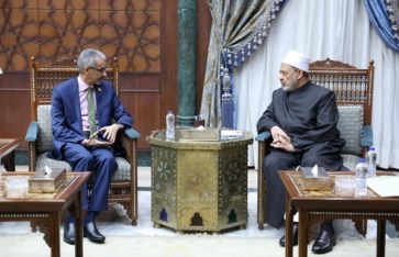 شيخ الأزهر ود. محمد ولد أعمر شيخ الأزهر ود. محمد ولد أعمر