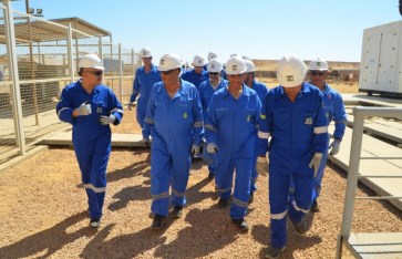 المهندس صلاح عبد الكريم خلال الزيارة المهندس صلاح عبد الكريم خلال الزيارة