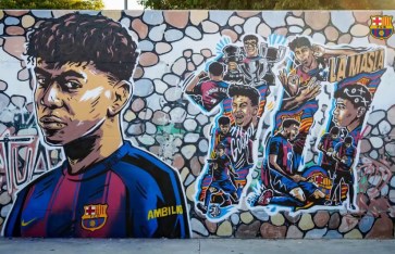 لامين يامال  لامين يامال