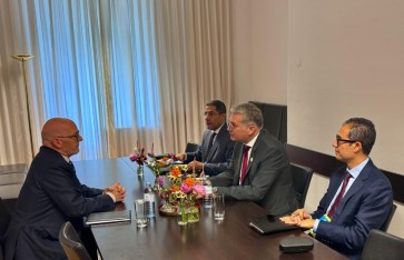 وزير البترول خلال اللقاء وزير البترول خلال اللقاء