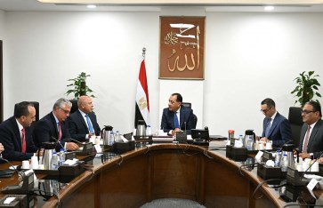 اجتماع متابعة تنفيذ خطة توطين صناعة السيارات الكهربائية في مصر اجتماع متابعة تنفيذ خطة توطين صناعة السيارات الكهربائية في مصر