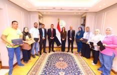 جانب من التكريم  جانب من التكريم