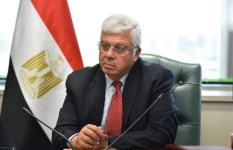 د. أيمن عاشور وزير التعليم العالي والبحث العلمي 