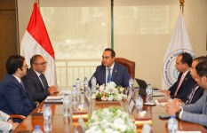 اجتماع رئيس هيئة الرعاية الصحية 