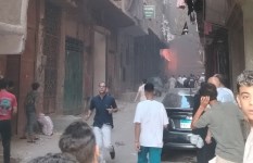 حريق 4 مطاعم في الخصوص  حريق 4 مطاعم في الخصوص