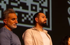 معز مسعود وباسم يوسف في لندن معز مسعود وباسم يوسف في لندن