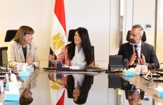 اجتماع وزيرة التخطيط مع ممثلى الوكالات الأممية اجتماع وزيرة التخطيط مع ممثلى الوكالات الأممية