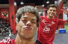  إمام عاشور وزيزو