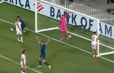 الهلال ضد مانشستر سيتي 