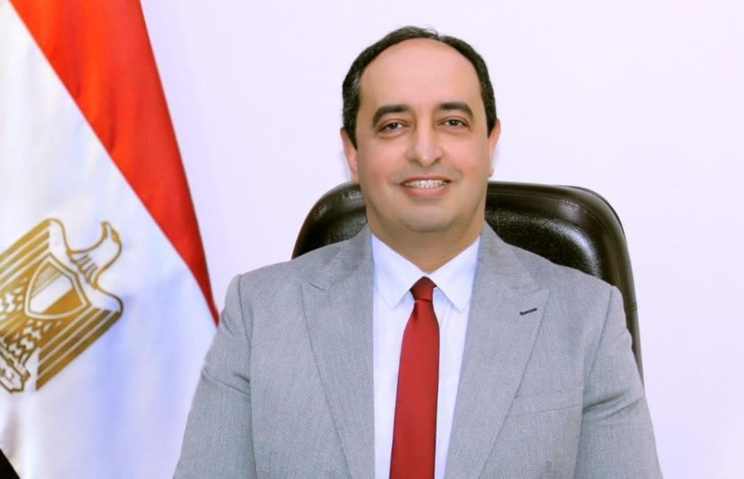 د. عمرو عثمان د. عمرو عثمان