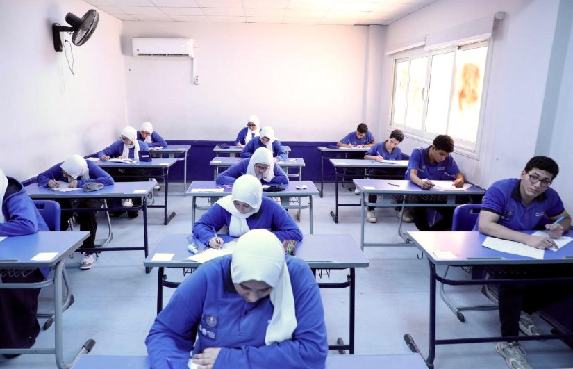 طلاب المرحلة الإعدادية طلاب المرحلة الإعدادية